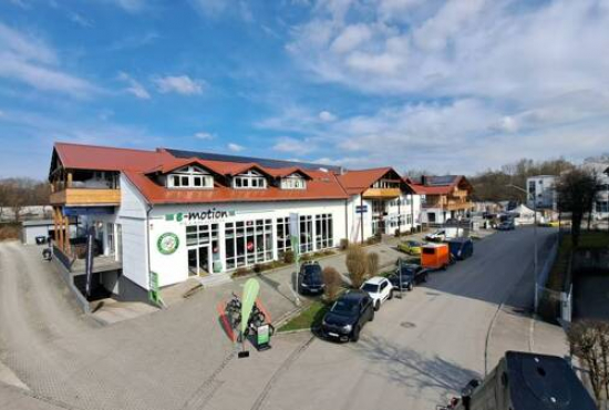 Taufkirchen , Ladenlokal, Gastronomie mieten oder kaufen