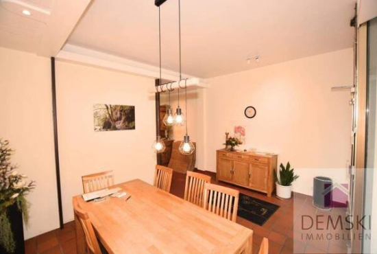 Hilden , Ladenlokal, Gastronomie mieten oder kaufen