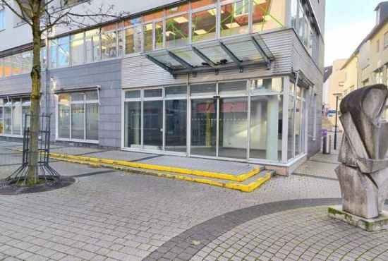 Backnang , Ladenlokal, Gastronomie mieten oder kaufen