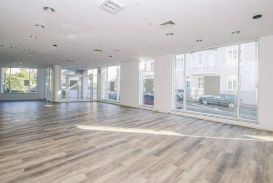 Mettmann , Ladenlokal, Gastronomie mieten oder kaufen