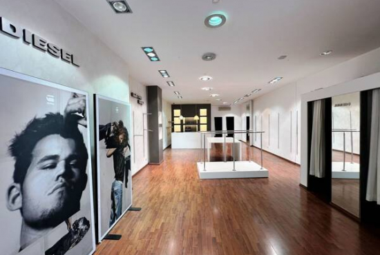 Düren , Ladenlokal, Gastronomie mieten oder kaufen