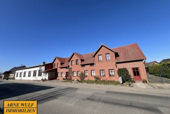 Domsühl , Ladenlokal, Gastronomie mieten oder kaufen