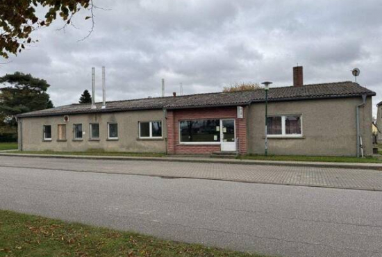 Saal , Ladenlokal, Gastronomie mieten oder kaufen