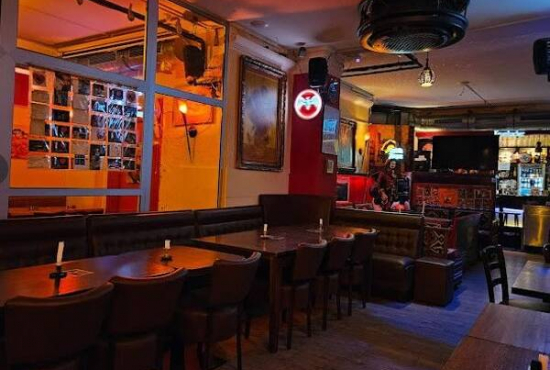 Berlin Friedrichshain , Ladenlokal, Gastronomie mieten oder kaufen