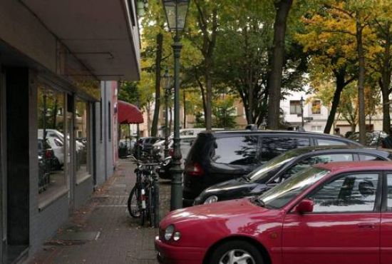 Düsseldorf , Ladenlokal, Gastronomie mieten oder kaufen