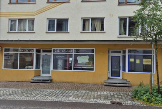 Furtwangen im Schwarzwald Baumannstrasse, Ladenlokal, Gastronomie mieten oder kaufen