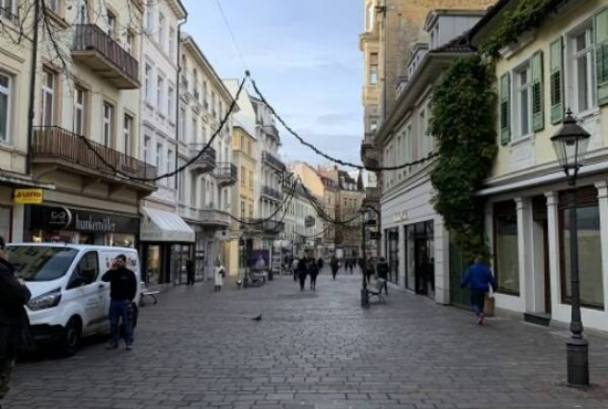 Baden-Baden , Ladenlokal, Gastronomie mieten oder kaufen