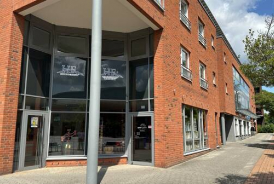 Wentorf bei Hamburg , Ladenlokal, Gastronomie mieten oder kaufen