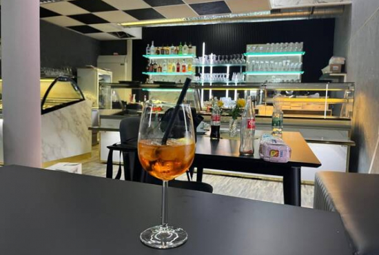 Lörrach , Ladenlokal, Gastronomie mieten oder kaufen