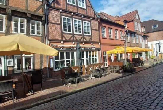 Stade , Ladenlokal, Gastronomie mieten oder kaufen