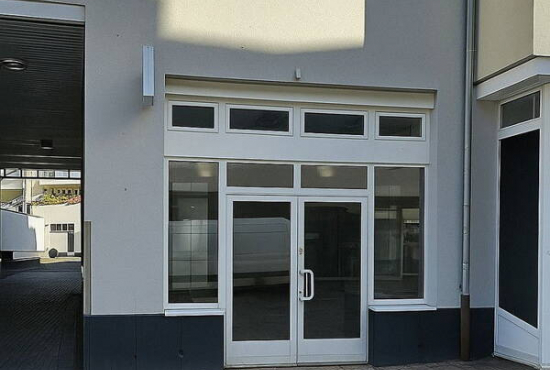 Ratingen , Ladenlokal, Gastronomie mieten oder kaufen