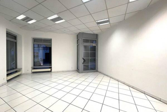 Taufkirchen (Vils) , Ladenlokal, Gastronomie mieten oder kaufen