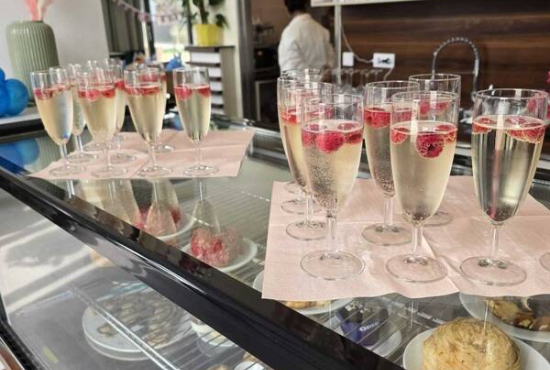 Berlin , Ladenlokal, Gastronomie mieten oder kaufen