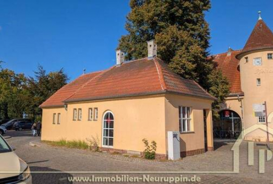 Neuruppin , Ladenlokal, Gastronomie mieten oder kaufen