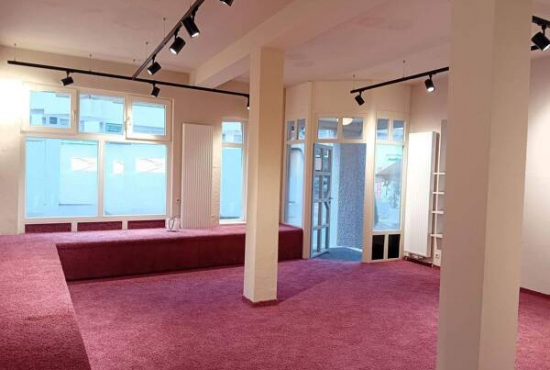 Schorndorf , Ladenlokal, Gastronomie mieten oder kaufen