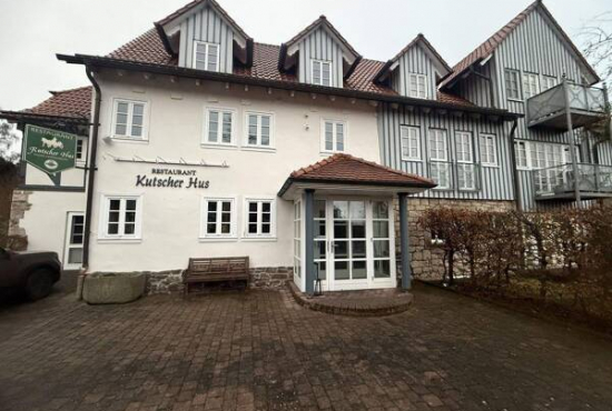 Vöhl Schulstraße, Ladenlokal, Gastronomie mieten oder kaufen