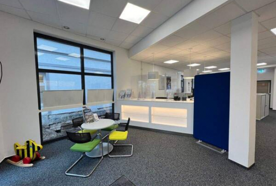 Rendsburg , Ladenlokal, Gastronomie mieten oder kaufen