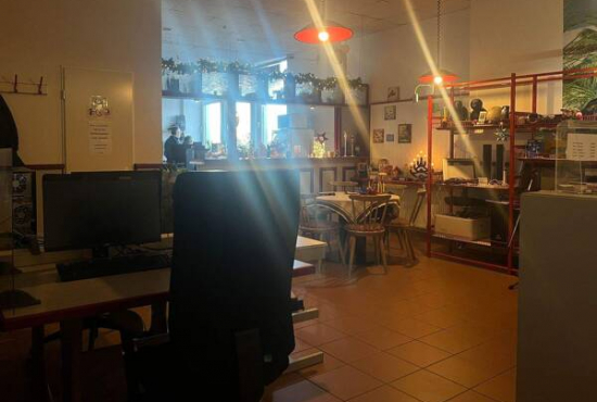 Neustrelitz , Ladenlokal, Gastronomie mieten oder kaufen