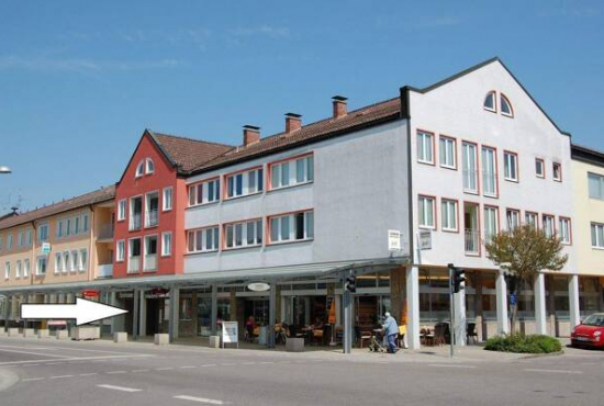 Traunreut Rathausplatz, Ladenlokal, Gastronomie mieten oder kaufen