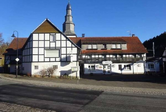 Medebach , Ladenlokal, Gastronomie mieten oder kaufen