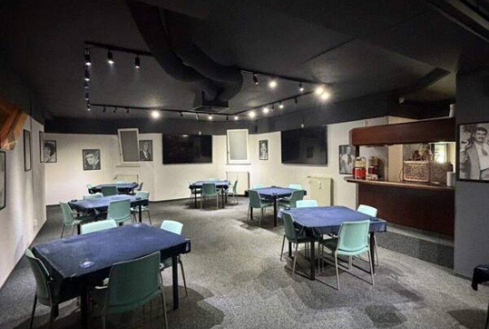 Geesthacht , Ladenlokal, Gastronomie mieten oder kaufen