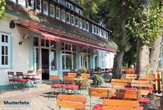 Nohfelden , Ladenlokal, Gastronomie mieten oder kaufen