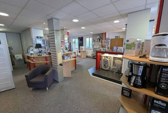 Remshalden Schorndorfer Straße, Ladenlokal, Gastronomie mieten oder kaufen