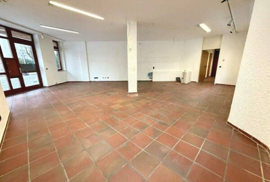 Göppingen , Ladenlokal, Gastronomie mieten oder kaufen