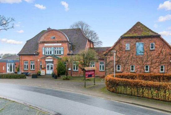 Breklum , Ladenlokal, Gastronomie mieten oder kaufen