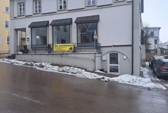 Krumbach (Schwaben) Marktplatz, Ladenlokal, Gastronomie mieten oder kaufen
