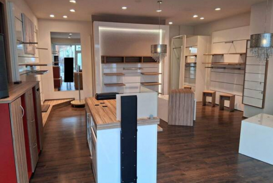 Aurich Burgstraße, Ladenlokal, Gastronomie mieten oder kaufen