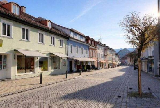 Murnau am Staffelsee , Ladenlokal, Gastronomie mieten oder kaufen