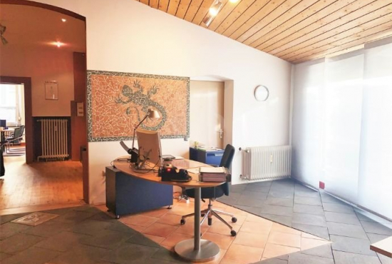 Troisdorf , Ladenlokal, Gastronomie mieten oder kaufen