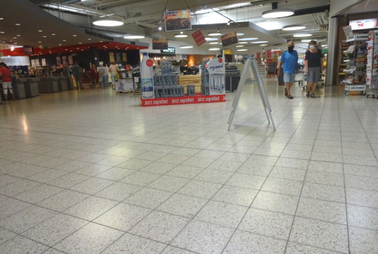 Einkaufszentrum ✩ Marktkauf-Center Wismar, Pop-Up Store Fläche A
