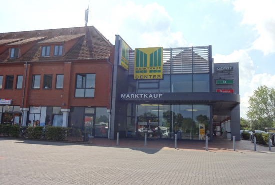 Einkaufszentrum ✩ Marktkauf-Center Wismar, Eingang