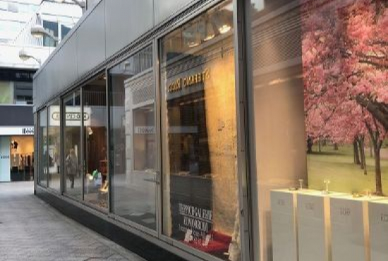 Düsseldorf , Ladenlokal, Gastronomie mieten oder kaufen