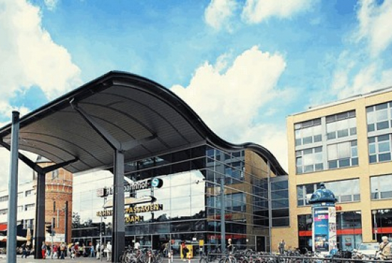 Einkaufszentrum, Typ Bahnhofscenter ✩ Bahnhofspassagen Potsdam in Potsdam