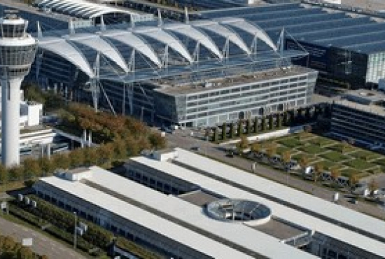 Einkaufszentrum, Typ Flughafencenter ✩ Flughafen München GmbH in München