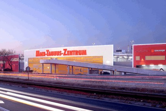 Einkaufszentrum, Typ klassisches EKZ ✩ Main-Taunus-Zentrum in Sulzbach