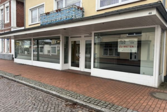 Malente , Ladenlokal, Gastronomie mieten oder kaufen
