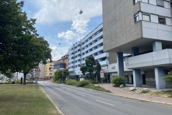 Neu-Ulm Augsburger Straße, Ladenlokal, Gastronomie mieten oder kaufen