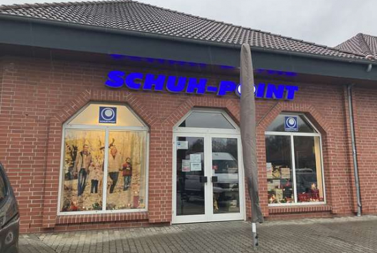 Jüterbog Schloßstr., Ladenlokal, Gastronomie mieten oder kaufen