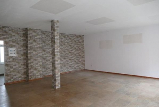 Arnstadt Triniusstraße, Ladenlokal, Gastronomie mieten oder kaufen