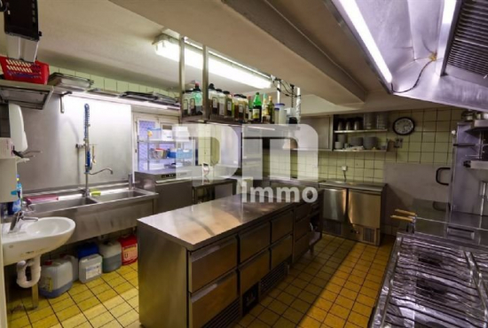 Bad Zwesten , Ladenlokal, Gastronomie mieten oder kaufen
