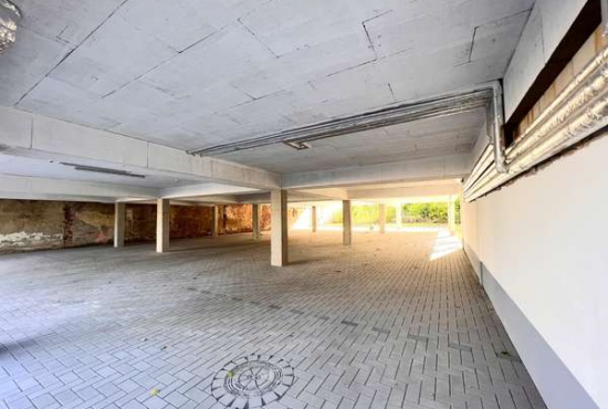 Magdeburg / Neue Neustadt Fabrikenstraße, Ladenlokal, Gastronomie mieten oder kaufen