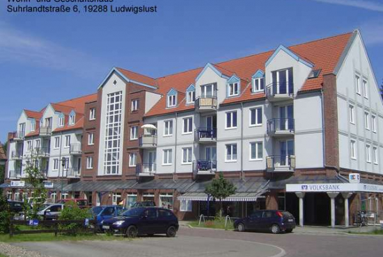 Ludwigslust Suhrlandtstraße, Ladenlokal, Gastronomie mieten oder kaufen