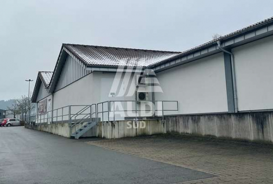 Oberndorf Austraße, Ladenlokal, Gastronomie mieten oder kaufen