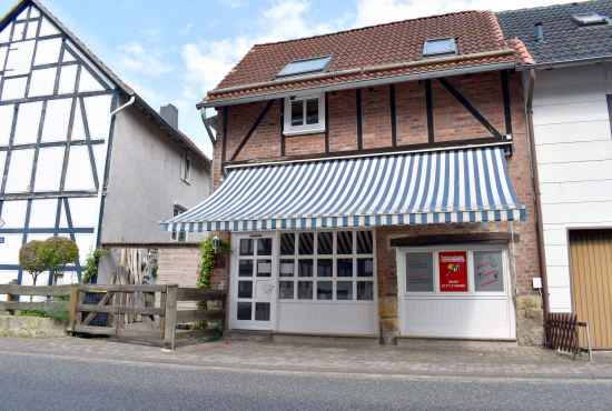 Habichtswald Breitenbacher Straße, Ladenlokal, Gastronomie mieten oder kaufen