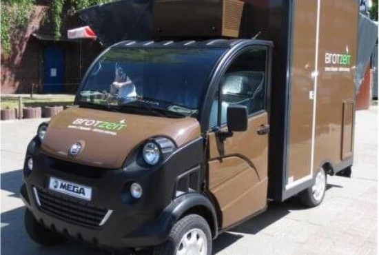 Verkaufwagen, Foodtruck: Elektro Verkaufsfahrzeug, Innensteher
