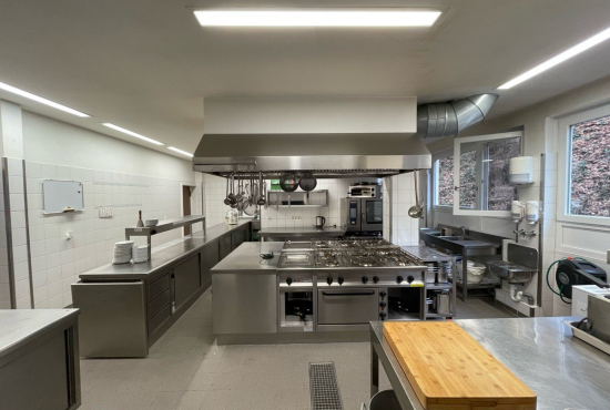 Engelskirchen / Loope , Ladenlokal, Gastronomie mieten oder kaufen